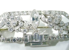 Rare Art Deco 2.15 Ct Diamond Platinum Brooch