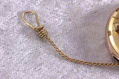 Antique Victorian Gold-Filled Retractable Chain Eye Glasses Holder Brooch Pin