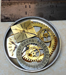 Maximal Art Brooch Pin Jewelry Steam Punk Art Round 2″ Watch Faces Gears Clever