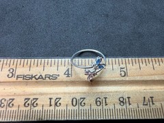 0.66g Vintage Sterling Silver 925 Butterfly Pink Blue Accent Ring Size 3 / 3.5