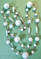 Vintage LIGHT BLUE & WHITE SWIRLED Colored Acrylic Beaded Necklace