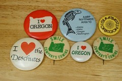 Vintage Pinback Buttons PNW Pacific Northwest Oregon State Travel Souvenir Haida