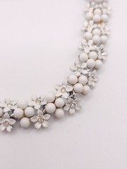 VTG Charel White Enamel Daisy Beaded Rhinestone Choker Necklace