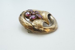 ANTIQUE VICTORIAN ENGLISH 9K GOLD ALMANDINE GARNET PANSY BROOCH c1870