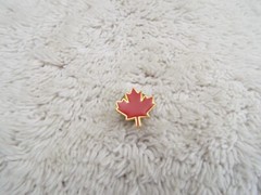 Red Maple Leaf Tac Pin