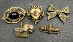 VTG Lot Of 5 Brooch Pin 3 1928 Brand Floral Heart Bow Basket Victorian Style