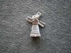 Nuvo Windmill Vintage Sterling Silver Bracelet Charm Pendant 2.0g Sails Rotate
