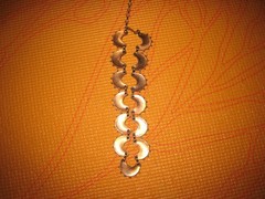 VINTAGE RENOIR COPPER NECKLACE W/ BLACK ENAMEL CRESCENT MOON LINKS