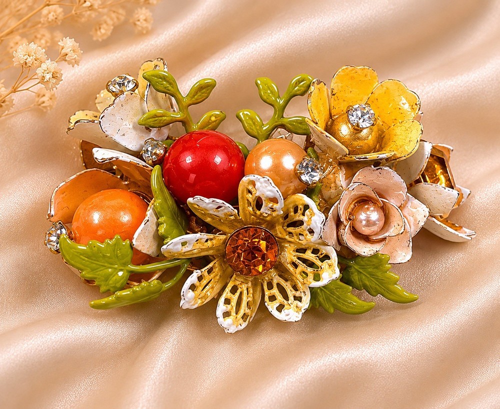Vintage MCM Enameled Cluster Petals / Crystals Flowers and Leaves Brooch 2 1/4″