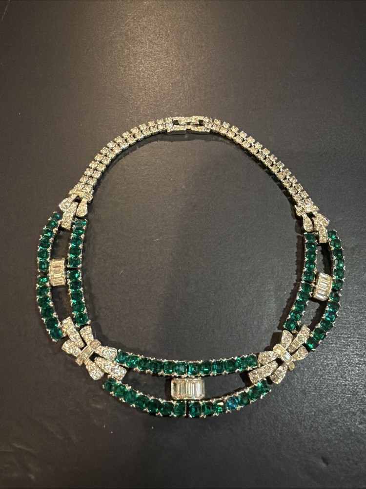 Vintage Art Deco Faux Emerald Green & Clear Rhinestones Collar Necklace