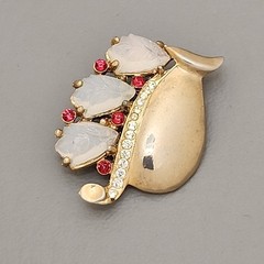 Vintage Brooch Odd Shape Carved Flower Glass Opalite Rhinestone Modernist 1 1/8″