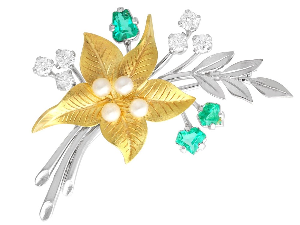 0.78Ct Emerald 0.55Ct Diamond and Pearl 18k Yellow Gold and Platinum Brooch