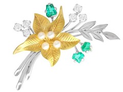 0.78Ct Emerald 0.55Ct Diamond and Pearl 18k Yellow Gold and Platinum Brooch