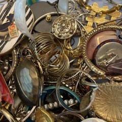 Jewelry Lot 3#9oz Earrings Vintage Modern Necklaces Cuff Link & Pieces. 103