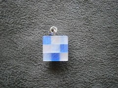 Half Barrel Mother of Pearl & Blue Glass Vintage Bracelet Charm Pendant 2.0g