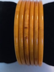 6 Vintage Bakelite Bangle Bracelets. Marbled Butterscotch Swirl Color. Tested