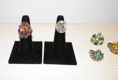 LOT OF FIVE (5) VINTAGE HOLLYCRAFT RINGS RED GREEN PASTEL YELLOW BLUE