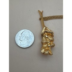 Vintage Gold Tone Raccoon Climbing Branch Pendant Necklace Whimsical Animal 18in