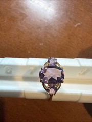 Vintage 10K Yellow Gold Three Stone Oval Amethyst Ring Sz 7.75 1.03 Grams