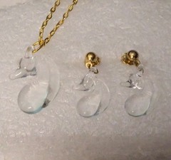 Glass Unicorn Pendant & Earrings With 18 Inch 2 mm Rope Chain Vintage