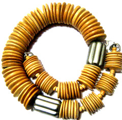 Vtg 70s Necklace Wooden Disc Beaded Boho Style w 2 metallic cylinder spacers