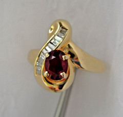 0.66 Ct NATURAL RUBY & Diamond Baguette Ring in 14K Yellow Gold, Vintage 1998
