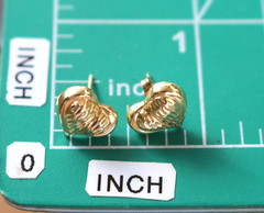 Lovely Dainty VTG Michael Anthony Ma 14K Yellow Gold Heart Stud Earrings .52g