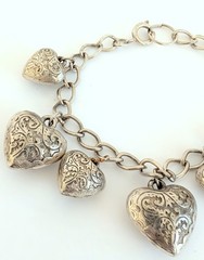Vintage 80’s Silver Tone Puffy Engraved Hearts Charm Bracelet