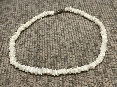 Vintage Natural Hawaiian Puka Shell Necklace 8 Inch Length Surfer