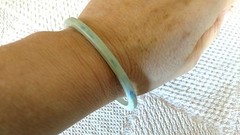 Vintage Bracelet Bangle plastic Lucite Moire swirl mint green blue white yellow