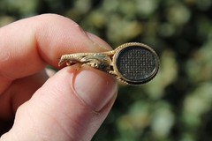 Antique 14k Yellow Gold Victorian Mourning Brooch, 3.17g (1.25″)