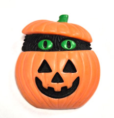 Vintage 1987 AVON Halloween Black Cat Peek-a-Boo Jack O Lantern Pin / Brooch