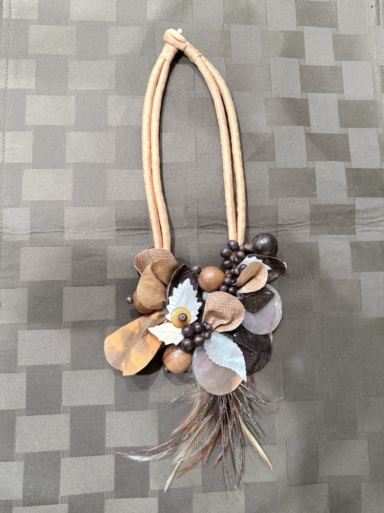Rare Vintage bib statement necklace