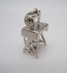 JMS STERLING SILVER CHARM TREADLE SEWING MACHINE MOVEABLE 3-D