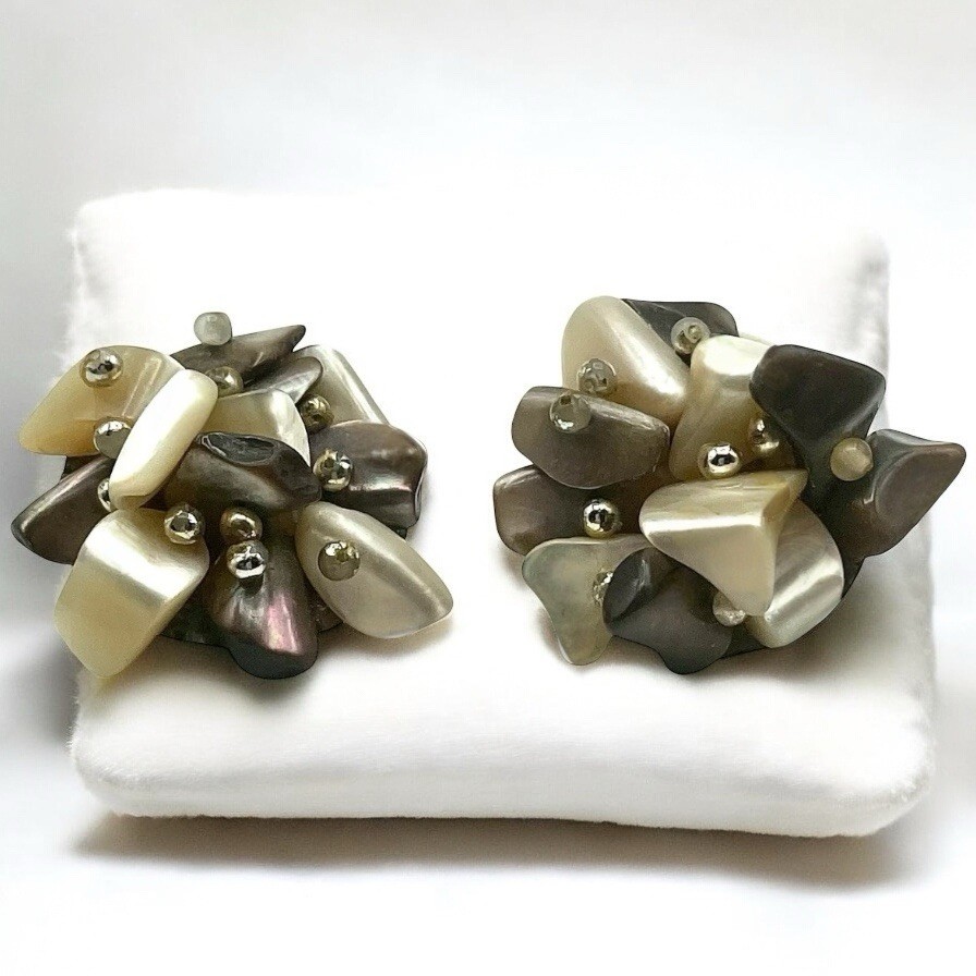 ABALONE MOP SHELL PEARL Cluster Earrings Clip Ons MCM 50s Chic Estate Japan EUC