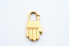 HERMES Rare 2002 “Annee de la Main” Hand Padlock Charm Lock Used Auth 4072