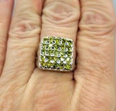 Vtg Sz 7 Ring Green Cubic Zirconia High-end Unique Fashion Jewelry Beauty Glam