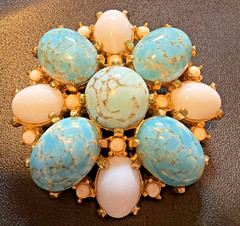 Vintage 60s-70s Jeanne Faux Turquoise White Milk Glass Cabochon Flower Brooch