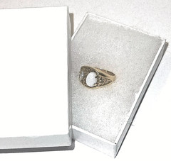 14k Solid Gold Vintage Estate Ring Elegant fine Jewelry, 1 of 1 piece