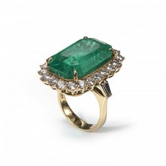 Vintage 21 Ct Lab Colombian Emerald & Lab Diamond Cluster Ring Circa 1980s