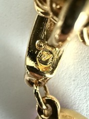 Swarovski Swan Signed Purple Crystal Oval Pendant , Gold Tone Necklace.