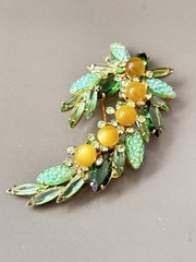 Vintage Verified JULIANA BOOK SET Green Art Glass Necklace Bracelet Brooch Ear