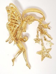 KIRK’S FOLLY Fairy Godmother Brooch Crystal Orb Large Gold Tone Wings Vtg 3-1/2″