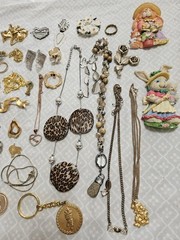 Wearable Jewelry mixed lot, Vintage And New