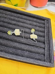 Earrings-Pierced French Wire Silvertone Geometric Yellow Glass Stones Green…