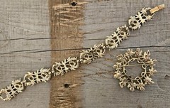 VINTAGE Sarah Coventry Maple Leaf Gold Silver Tone Bracelet Brooch Set GORGEOUS