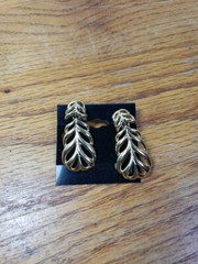 Vintage Trifari Earrings TM Drop Gold Tone Filigree Hinged Clip-on Signed Twice