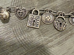 Vintage 90s Y2K American Eagle Brand Love & Luck Charm Bracelet