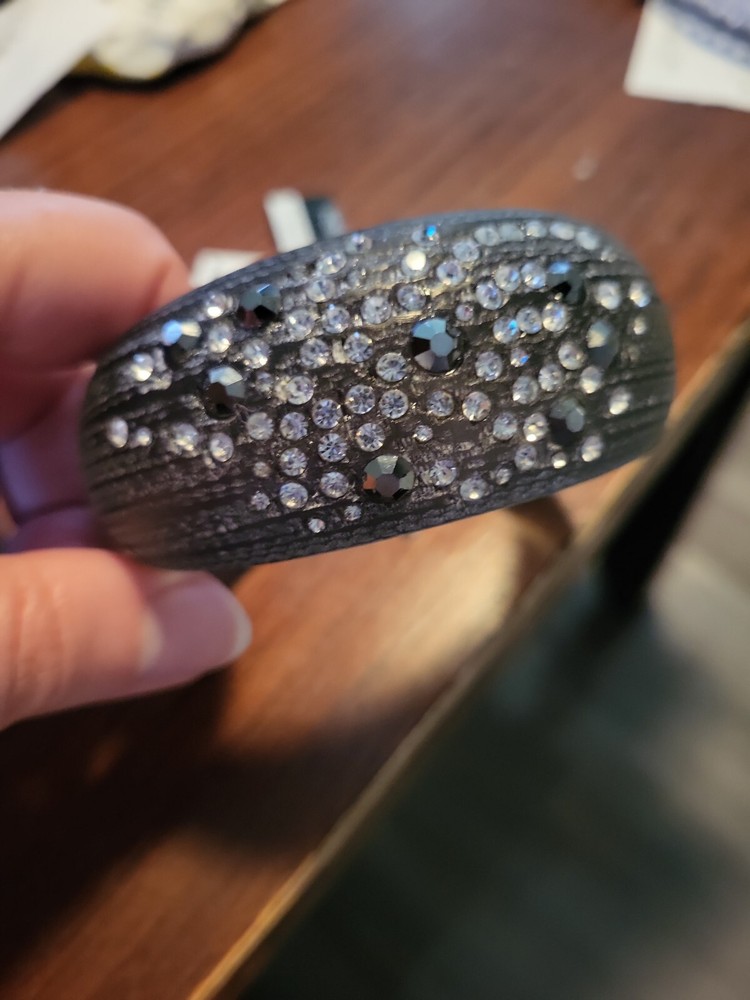 Birch Hill NWT Chunky dark gray bling Lucite Plastic Bangle Bracelet 3.25″