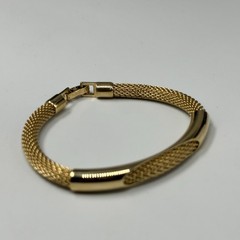 Vintage Avon Bracelet Gold Tone Mesh Tube Chain Fold Over Clasp 6.5″
